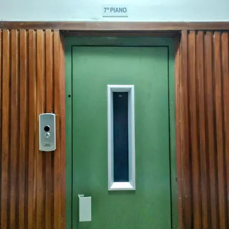 Diana Panoramic נאפולי
